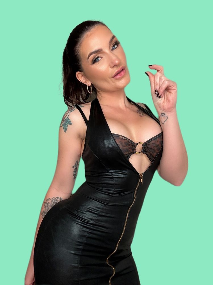 Best Cuckold OnlyFans Accounts adreenacuckoldress
