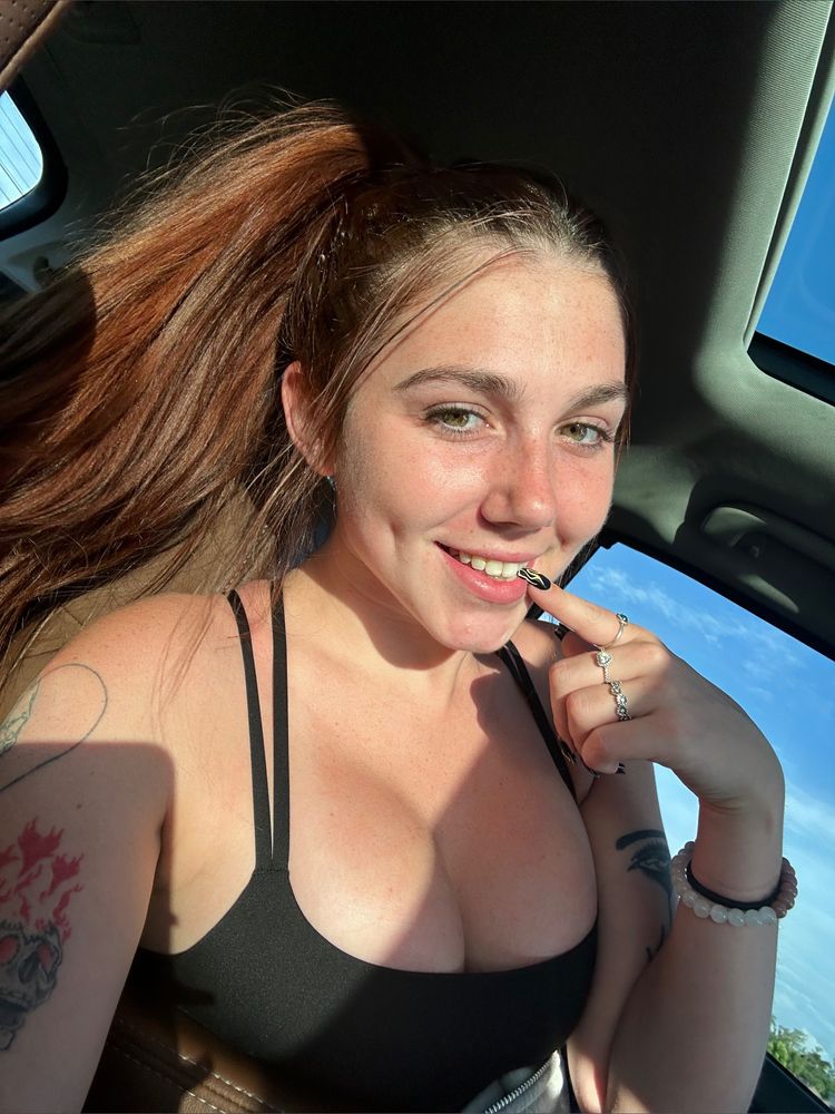 Best Orgy OnlyFans Accounts alexisaevans