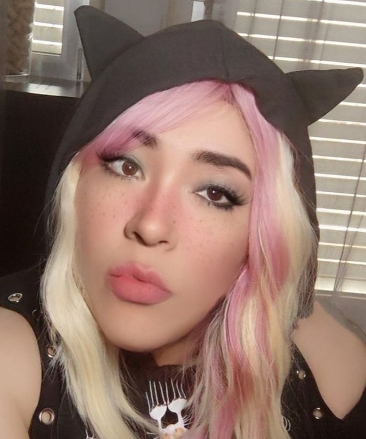 Best Crossdressing OnlyFans Accounts alexxandraxxl2021