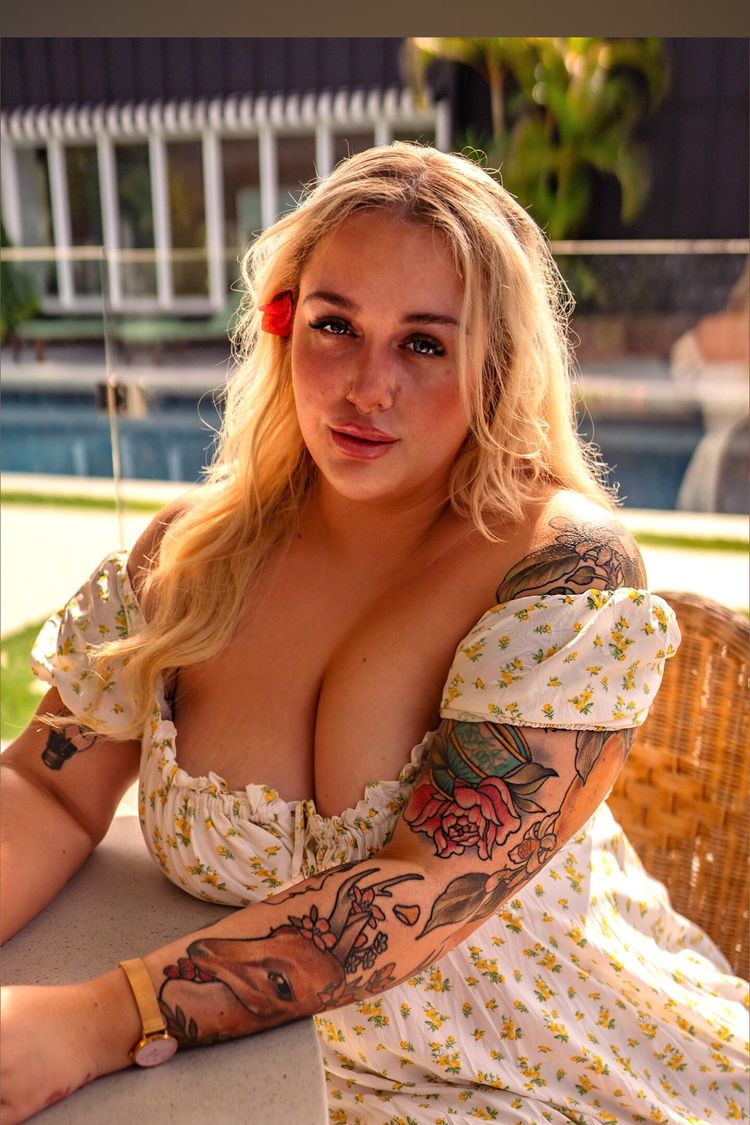 Best Bondage OnlyFans Accounts aliceblush