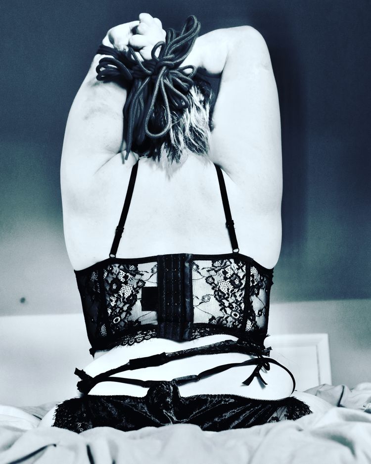 Best Amputee OnlyFans Accounts amputee_girl