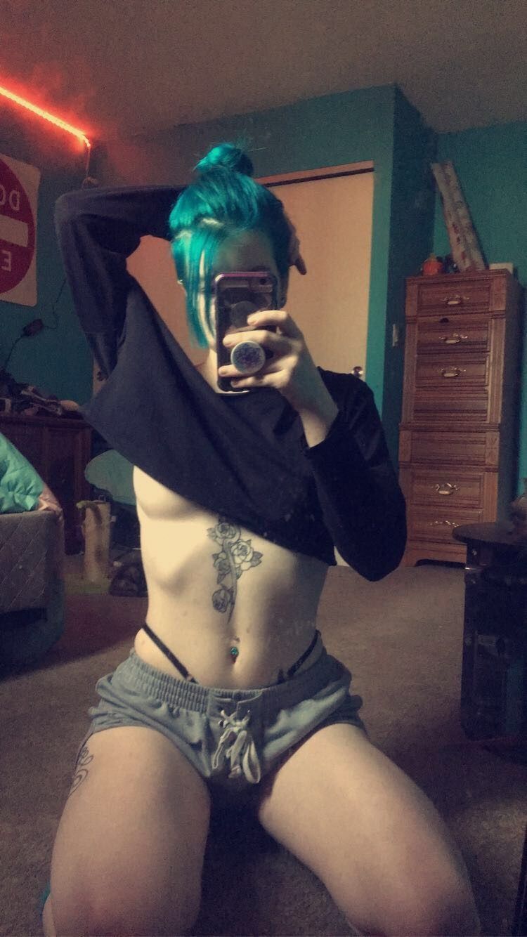 Best Panda OnlyFans Accounts ashsadventures