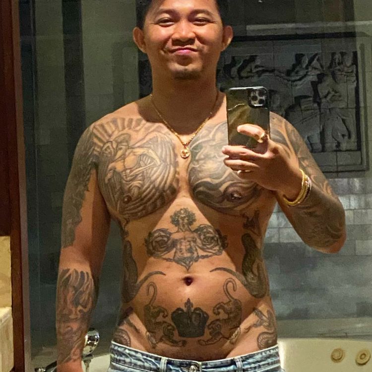 Best Bareback OnlyFans Accounts asianinkedtop