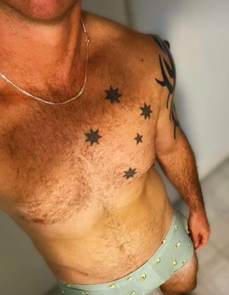 Best Glory Hole OnlyFans Accounts aus_lad87
