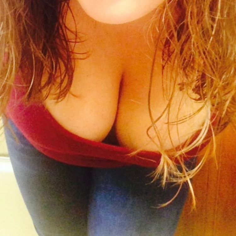 Best Titjob OnlyFans Accounts badgirlbigtits