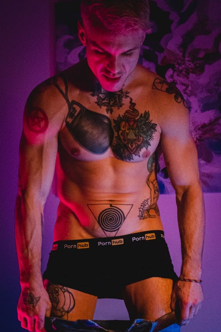 Best Naked Workout OnlyFans Accounts badvolodia
