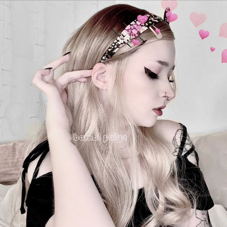 Best Small Tits OnlyFans Accounts bambi_paige