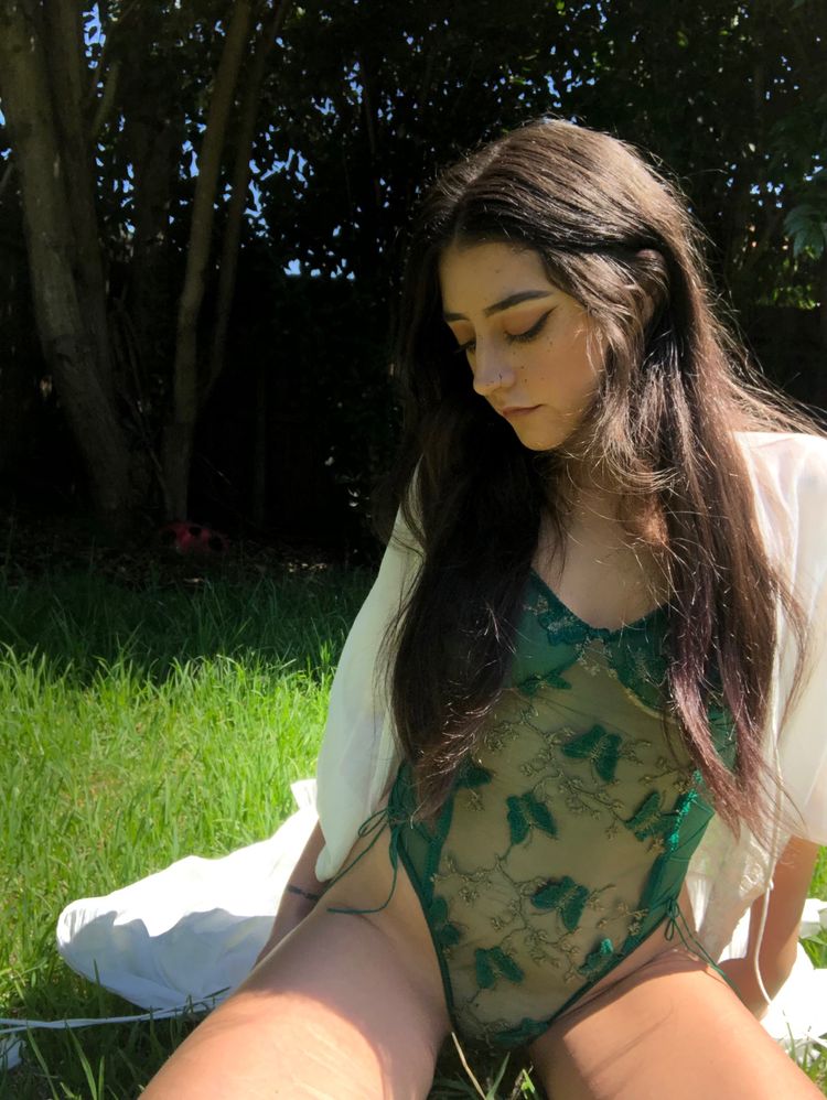 Best Lovense OnlyFans Accounts bella_babe95