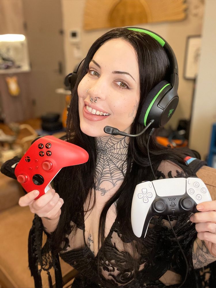 Best Gothic OnlyFans Accounts bettyclark