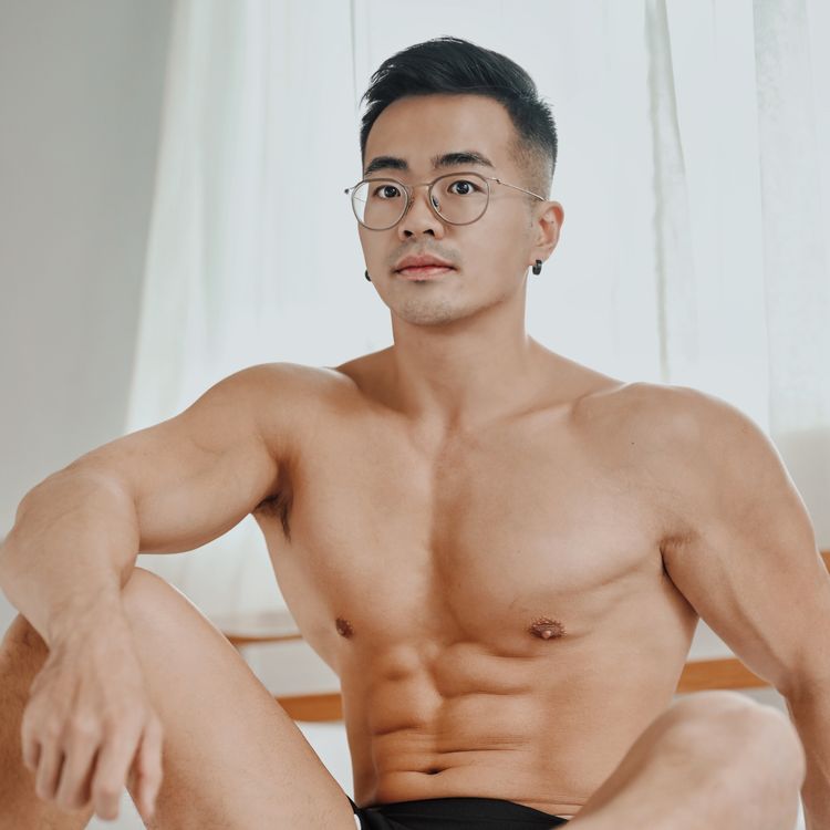 Best Naked Workout OnlyFans Accounts bigbirdyen