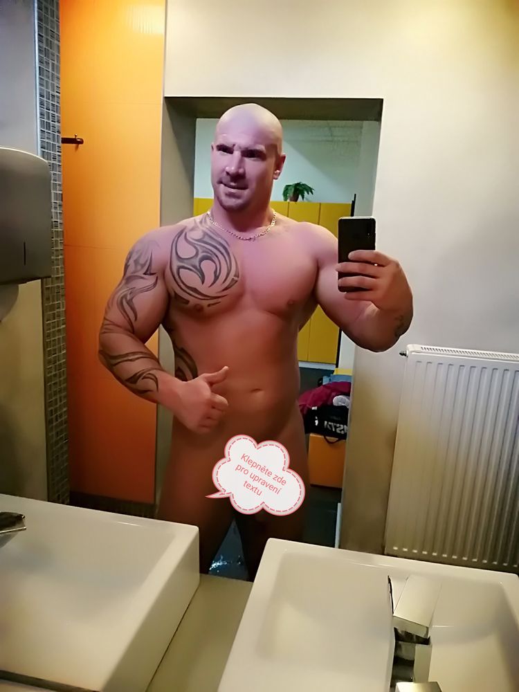 Best Virtual Reality OnlyFans Accounts bragnastone