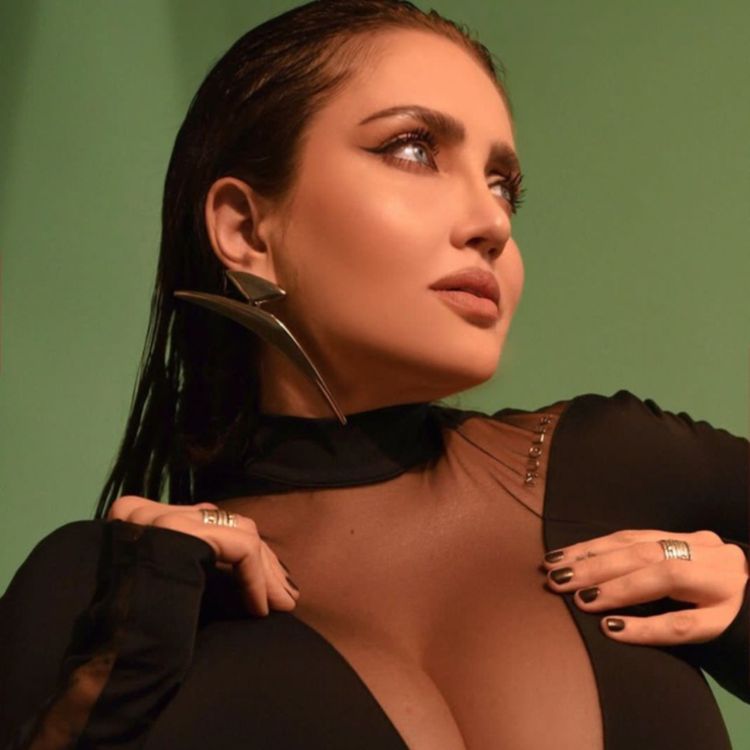 Best Nun OnlyFans Accounts celialoraoficial