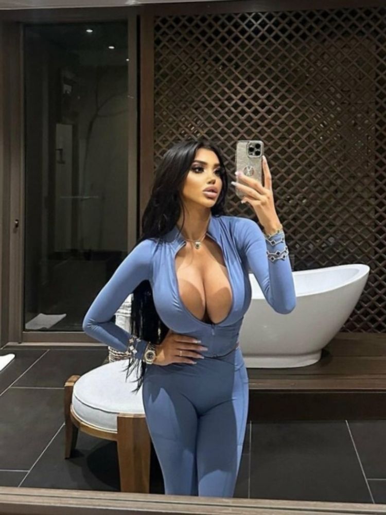 Best Girls OnlyFans Accounts chloekhan