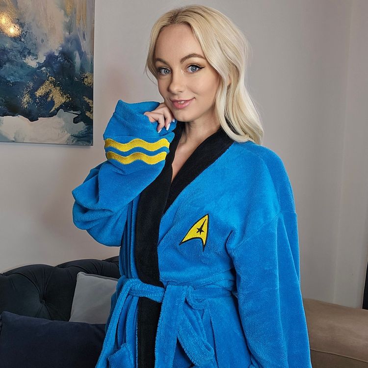 Best Female OnlyFans Accounts chloxxhill