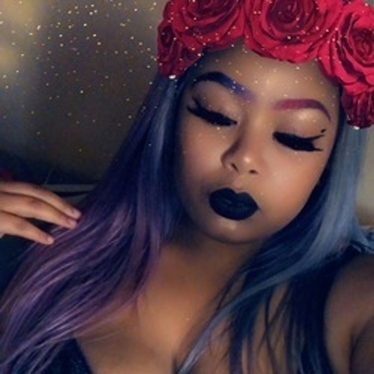 Best Bombshell OnlyFans Accounts chokahontass
