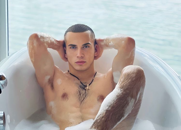 Best Alpha OnlyFans Accounts derek_green