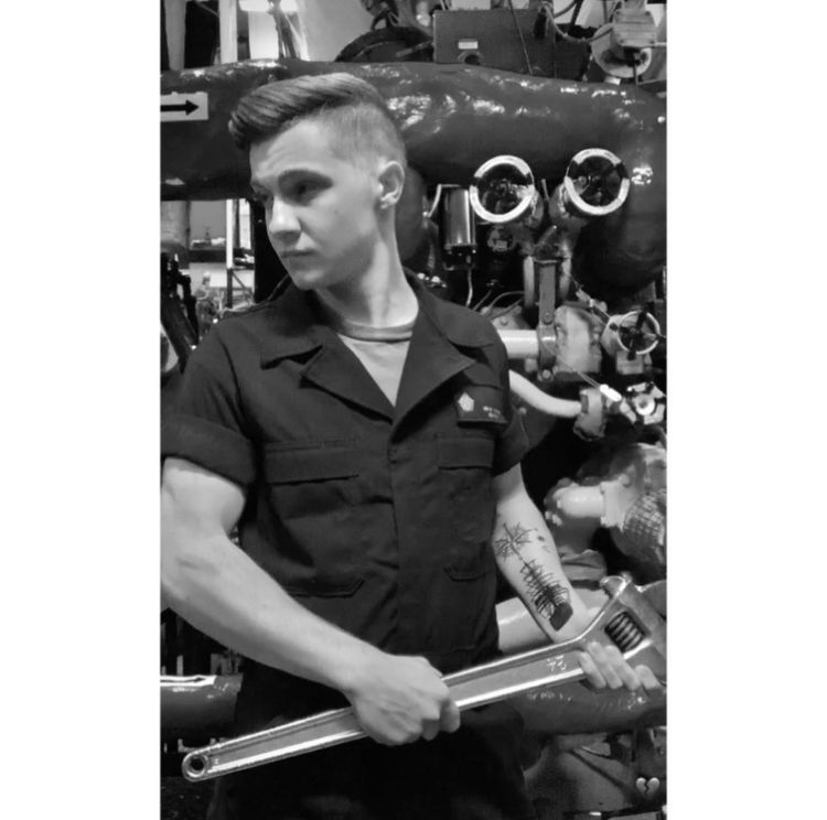 Best Navy OnlyFans Accounts devine1998