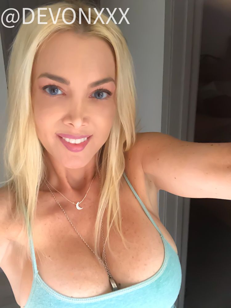 Best Fame OnlyFans Accounts devon