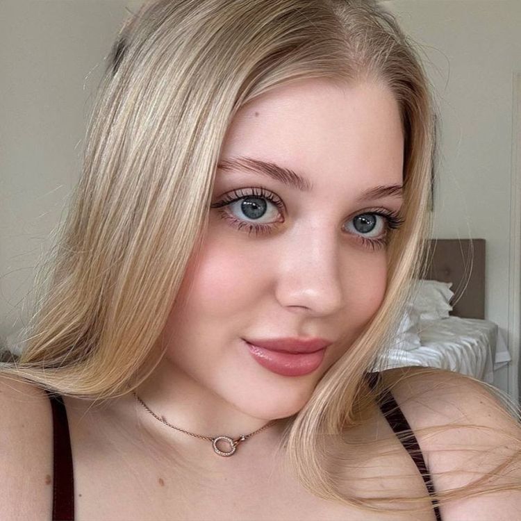 Best Rimming OnlyFans Accounts elzaflorence