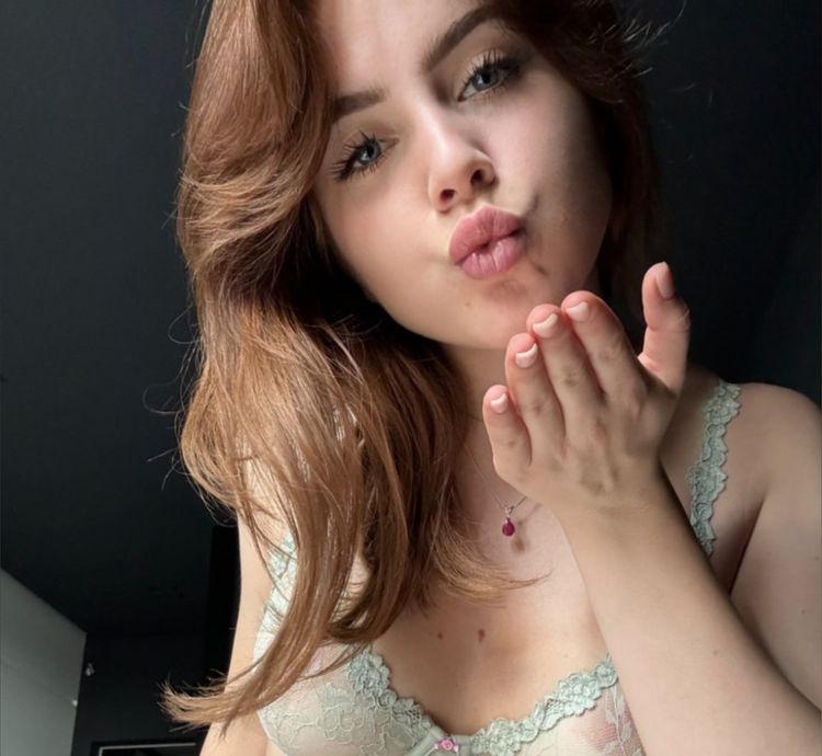 Best Allure OnlyFans Accounts emiliallure
