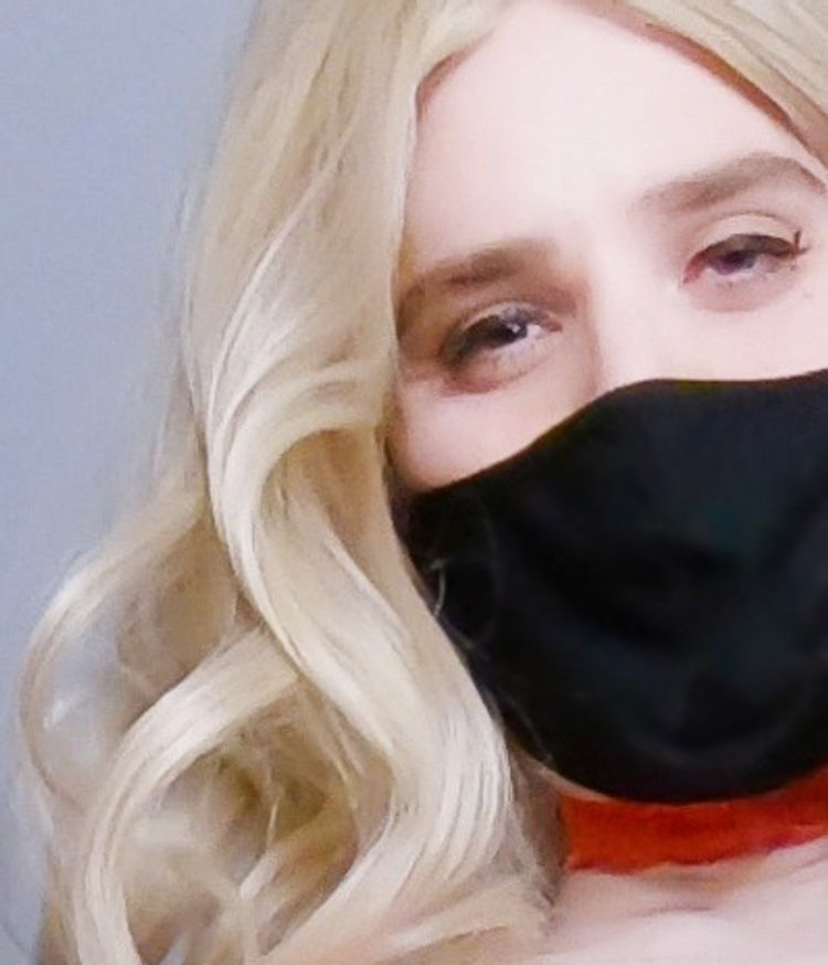 Best Crossdressing OnlyFans Accounts emmaslayer