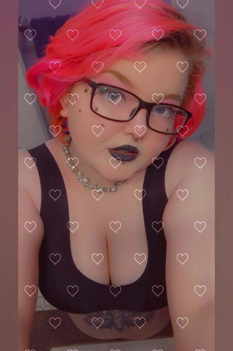 Best Gamer OnlyFans Accounts emopink69