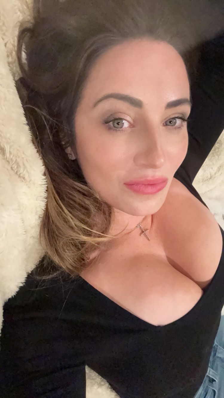 Best Military OnlyFans Accounts endlesstrainwreck