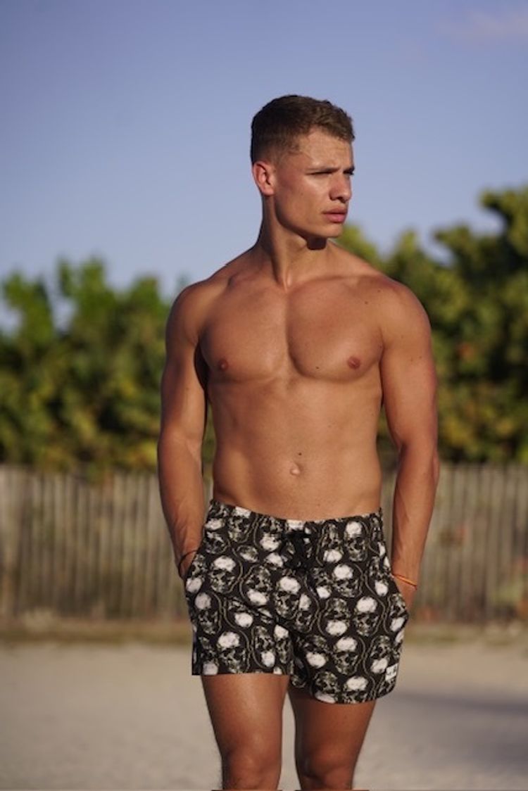 Best Handsome OnlyFans Accounts giovafit_vip