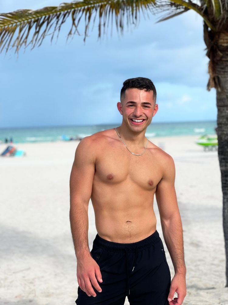 Best Pale OnlyFans Accounts habibimoee