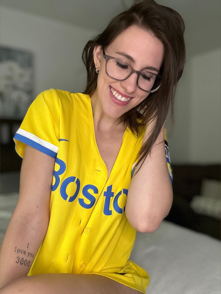 Best Armpits OnlyFans Accounts hanniexbeee
