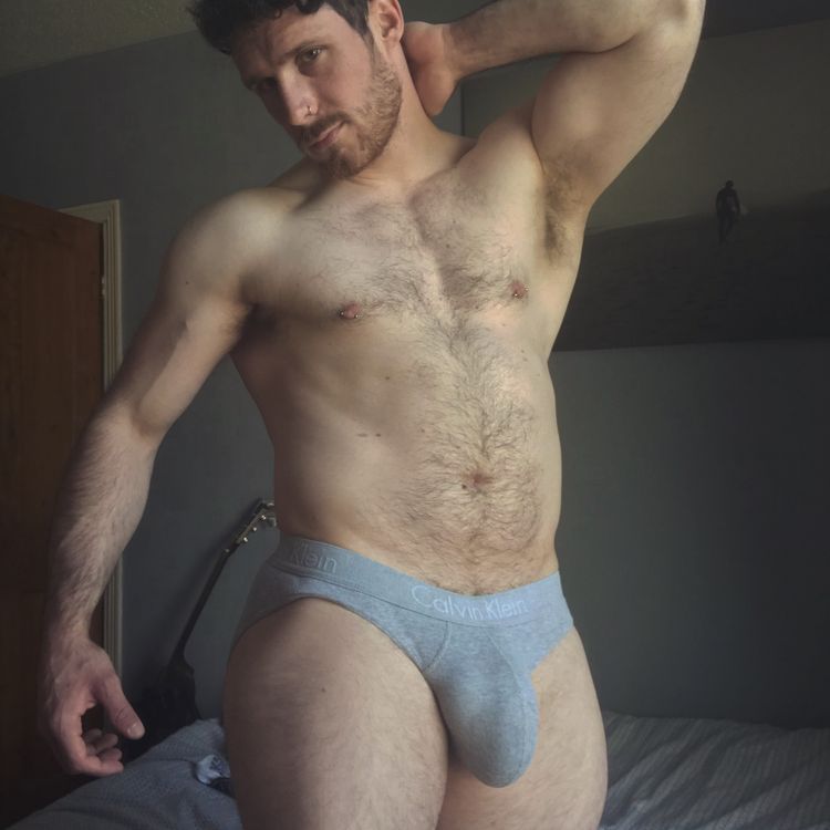 Best Thick Thighs OnlyFans Accounts harryjohnsonxl