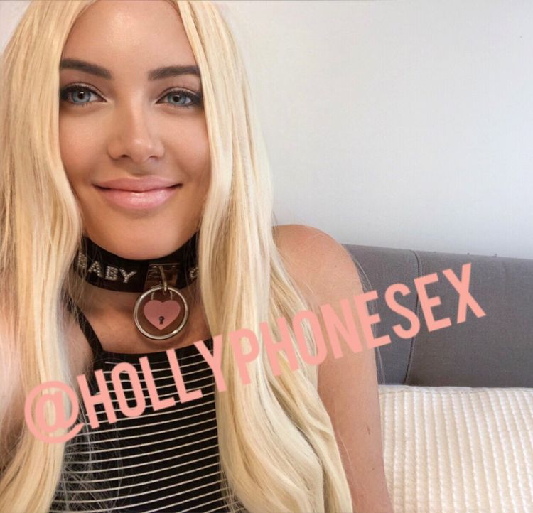Best Female OnlyFans Accounts hollyphonesex