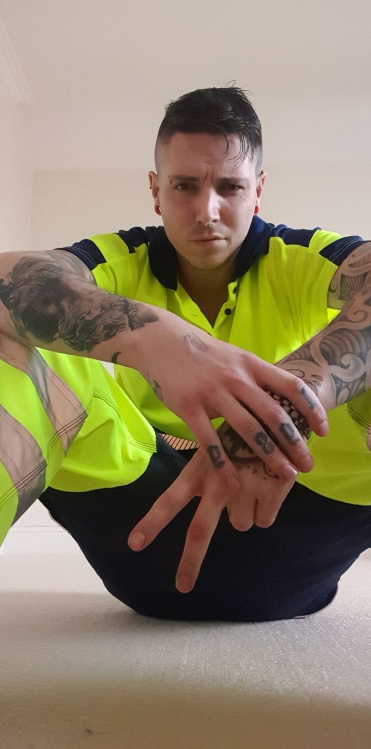 Best Flashlight OnlyFans Accounts inkysaurus
