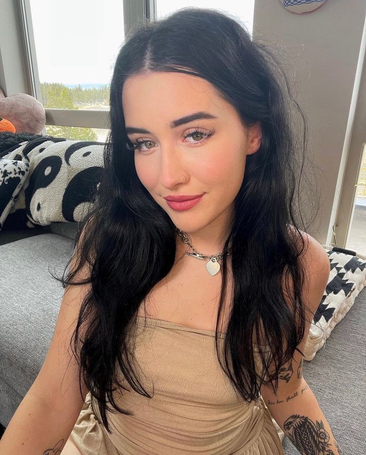 Best Fingering OnlyFans Accounts internetth0tt