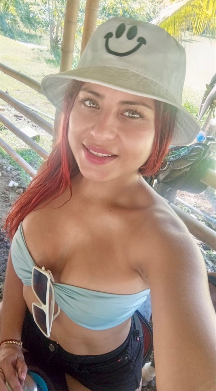 Best Medical OnlyFans Accounts isabella_sanchez