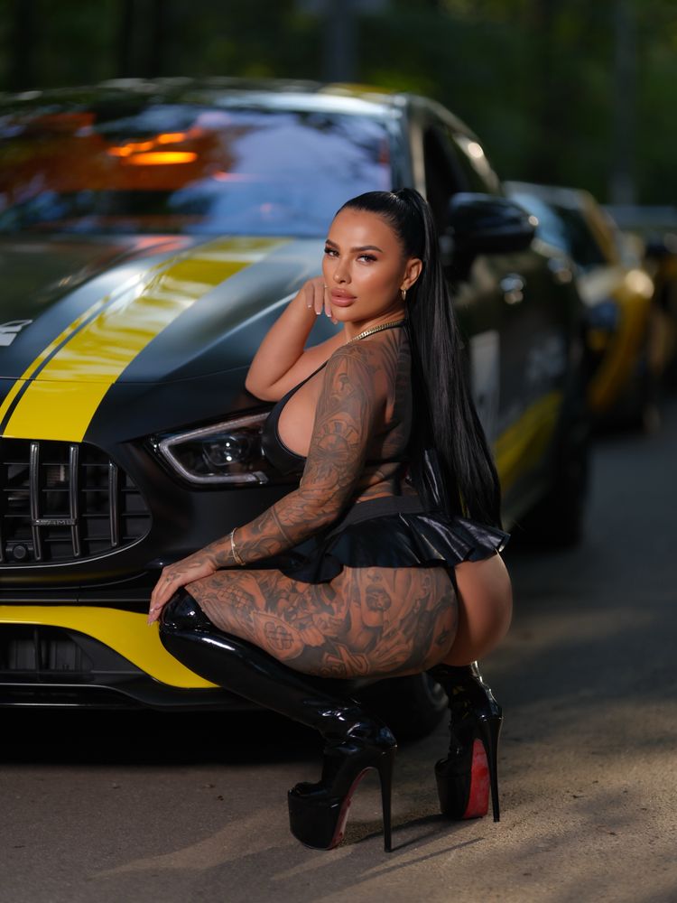 Best Nun OnlyFans Accounts iuhasalexandra_vip