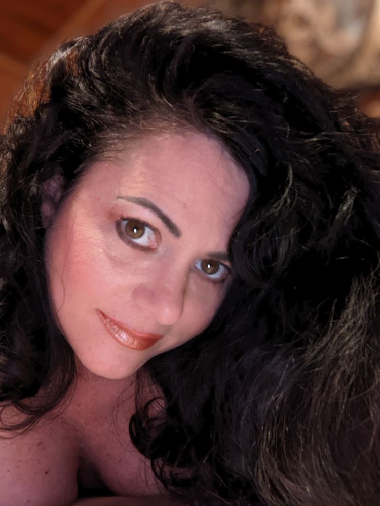 Best Fame OnlyFans Accounts jewel_denyle