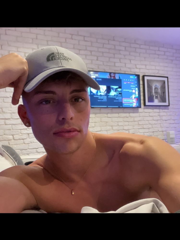 Best Naked Workout OnlyFans Accounts jusrhysoriginal