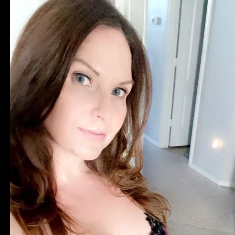 Best Webcam OnlyFans Accounts katsatease
