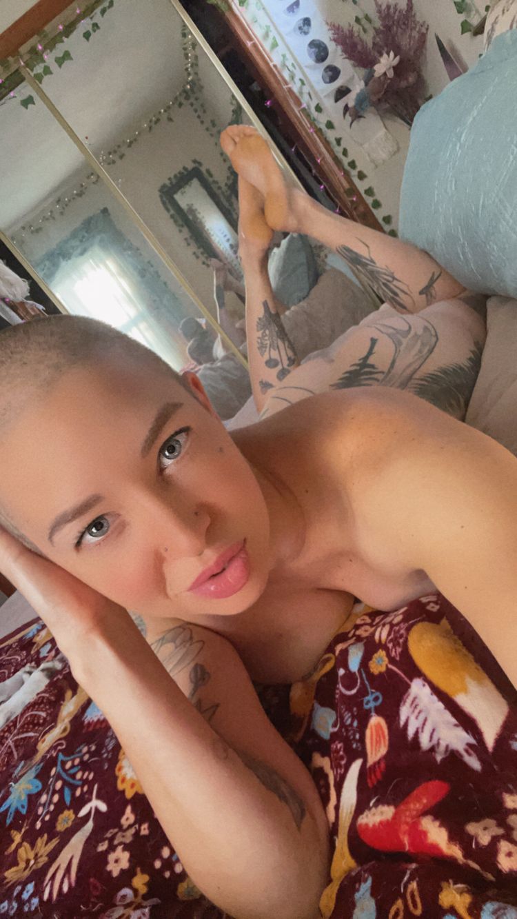 Best Bald OnlyFans Accounts kayfiresfree