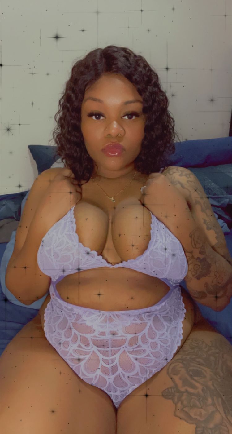Best Plussize Model OnlyFans Accounts keekee300
