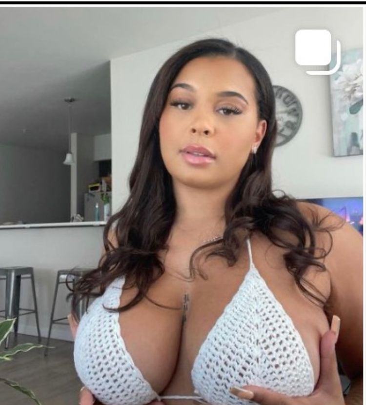 Best Emo OnlyFans Accounts laixxx