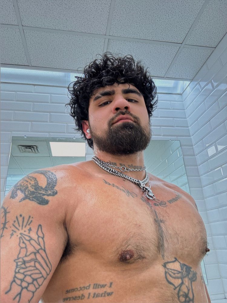 Best Jock OnlyFans Accounts latinopapo1