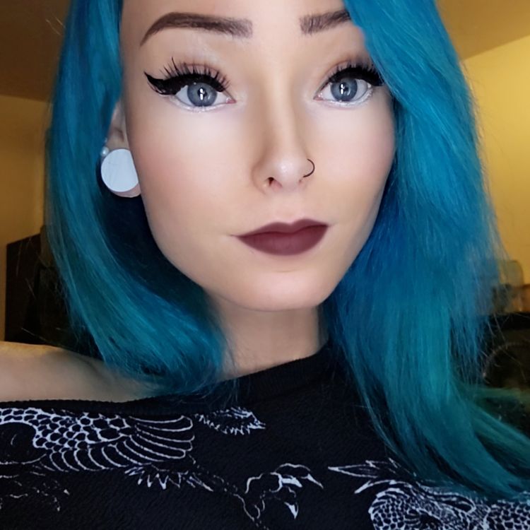 Best Gamergirl OnlyFans Accounts littlemissnaughtytw