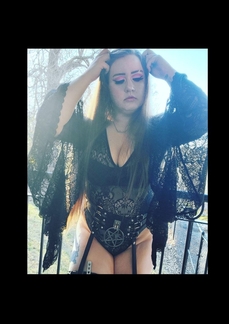Best Halloween OnlyFans Accounts lunalullaby