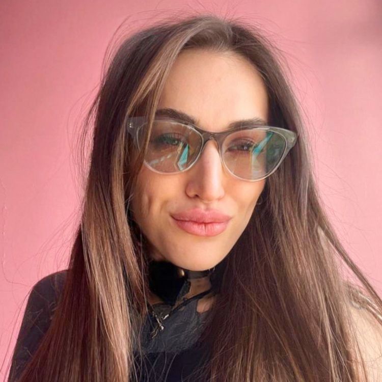 Best TGirl OnlyFans Accounts lunamilian