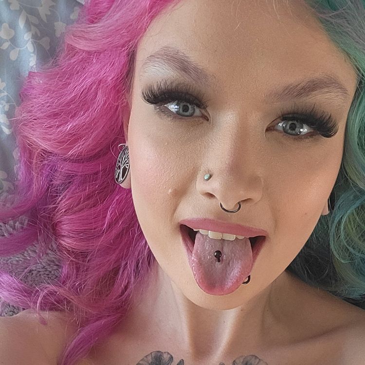 Best Boudoir OnlyFans Accounts lunartemptations