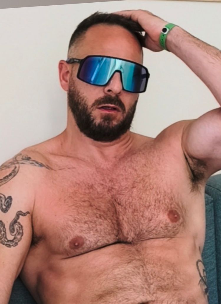 Best Bull OnlyFans Accounts marknico