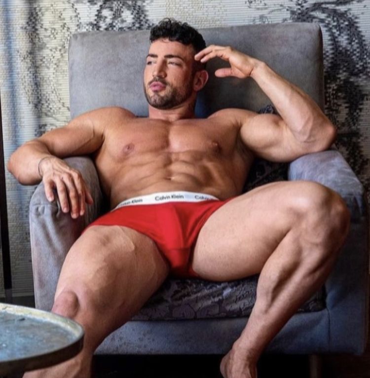 Best Models OnlyFans Accounts maximo_garcia
