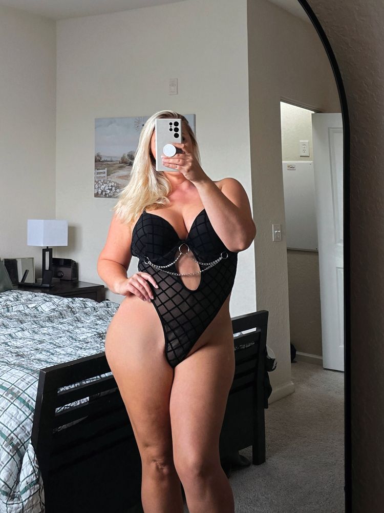 Best Nextdoor OnlyFans Accounts melodyriversnoppv